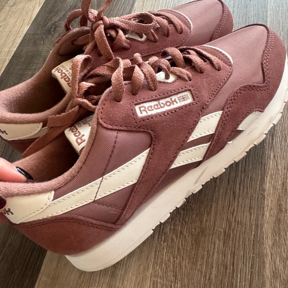 New Reebok Sneakers in Mauve and Cream